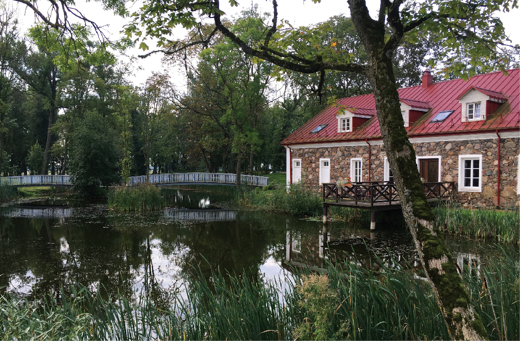 Bistrampolio dvaro parkas suformuotas XIX a. pradžioje. Šiandien parkas vėl džiugina lankytojus. M. Daraškevičiaus nuotrauka