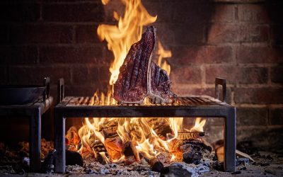 Naujas restoranas Vilniuje įkvėpimo ieško ugnyje, mėsoje ir protėvių legendose