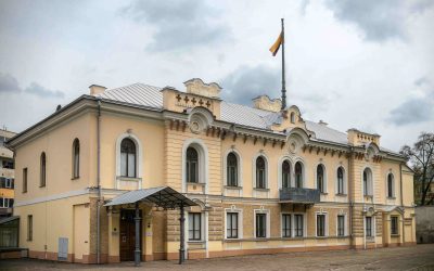 Pasakojimas-ekskursija „Nuo Gurjevo košės iki prezidentinių barščių: gastronominės istorijos iš Prezidento rūmų“